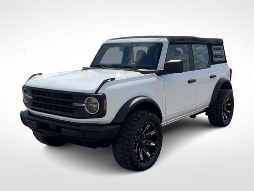 2021 Ford Bronco Base