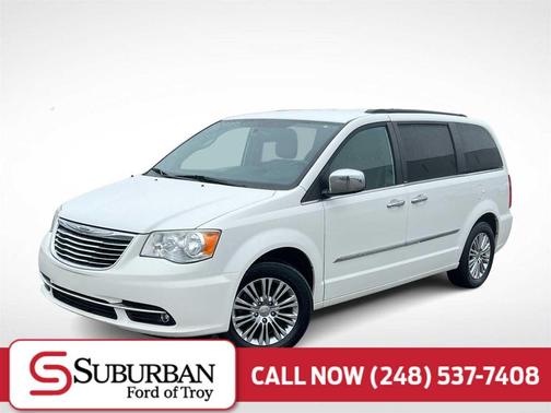 2013 Chrysler Town & Country Touring-L