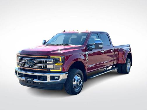 RUBY RED METALLIC 2019 Ford F-350 XLT