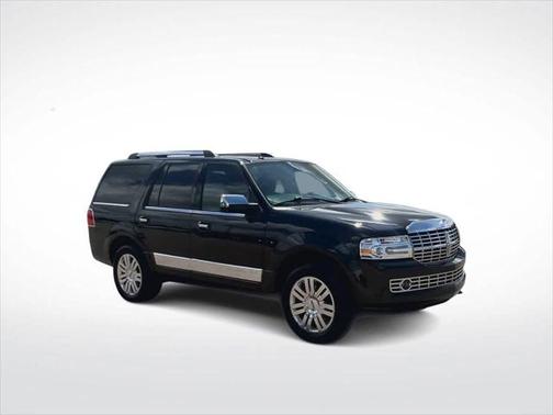 2013 Lincoln Navigator Base