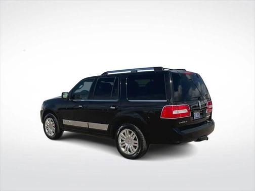 2013 Lincoln Navigator Base
