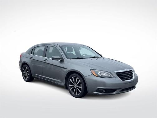 2012 Chrysler 200 S