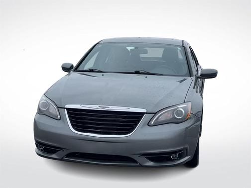 2012 Chrysler 200 S