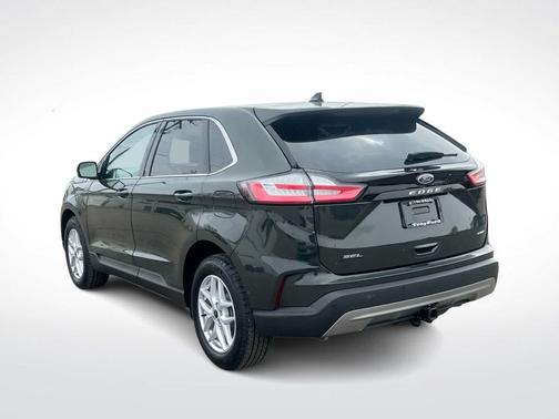 FORGED GREEN 2024 Ford Edge SEL