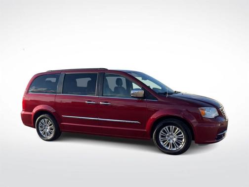 2015 Chrysler Town & Country Touring-L