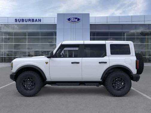 OXFORD WHITE 2026 Ford Bronco Badlands