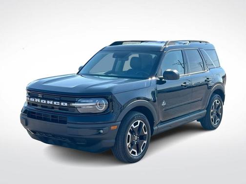 SHADOW BLACK 2021 Ford Bronco Sport Outer Banks