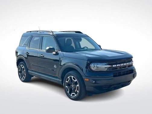 SHADOW BLACK 2021 Ford Bronco Sport Outer Banks