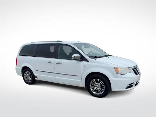 2014 Chrysler Town & Country Touring-L