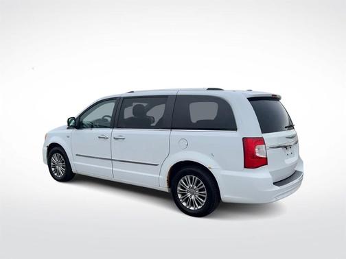 2014 Chrysler Town & Country Touring-L