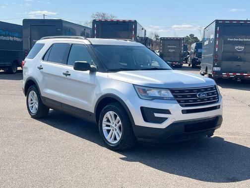 INGOT SILVER METALLIC 2017 Ford Explorer Base