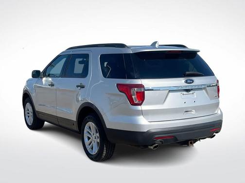 INGOT SILVER METALLIC 2017 Ford Explorer Base
