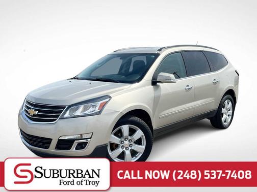 Champagne Silver Metallic 2016 Chevrolet Traverse 1LT