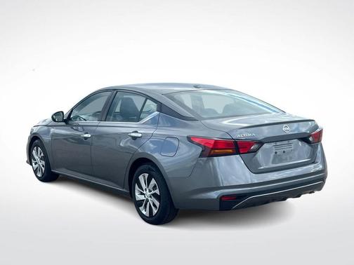 Gun Metallic 2020 Nissan Altima S FWD