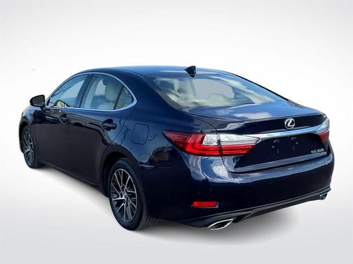 2016 Lexus ES 350 Base