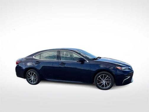 2016 Lexus ES 350 Base