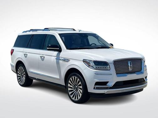WHITE PLATINUM TRI-COAT MET 2018 Lincoln Navigator Reserve