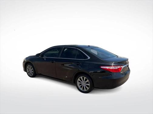 2016 Toyota Camry XLE