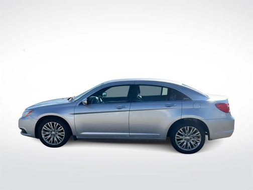 2011 Chrysler 200 Limited
