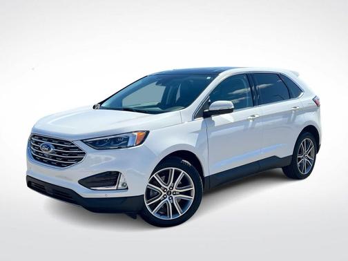 STAR WHITE 2024 Ford Edge Titanium