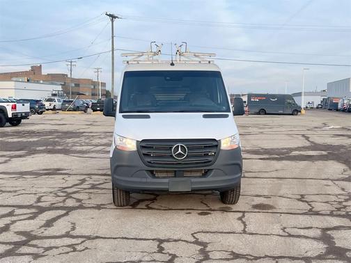 2023 Mercedes-Benz Sprinter 2500 Standard Roof