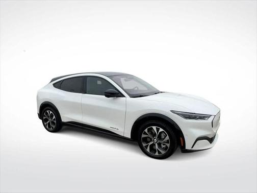 2022 Ford Mustang Mach-E Premium