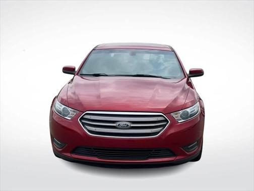 2017 Ford Taurus SEL