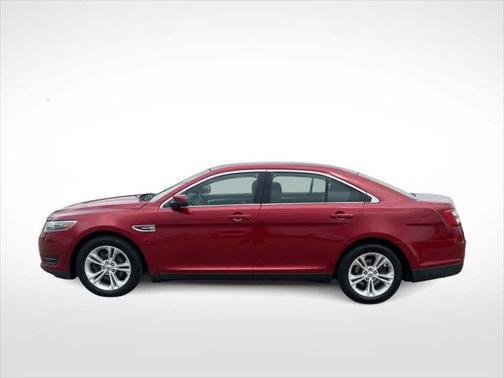 2017 Ford Taurus SEL