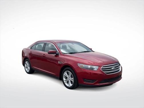 2017 Ford Taurus SEL