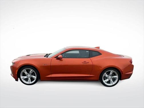 2022 Chevrolet Camaro RWD Coupe LT1
