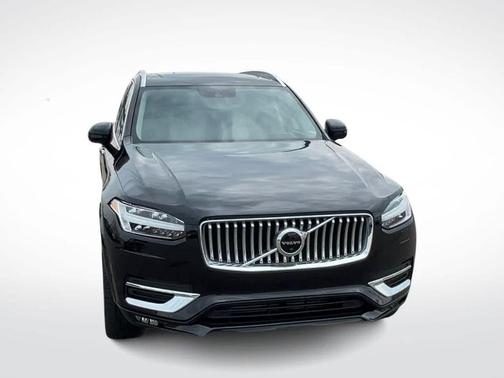 2022 Volvo XC90 T6 Inscription