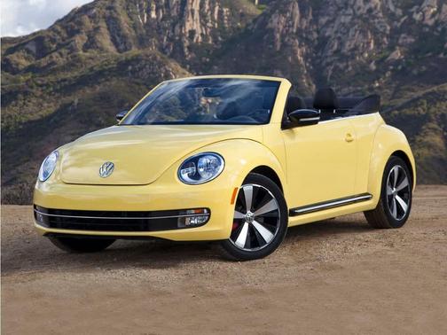 Red 2013 Volkswagen Beetle 2.0T