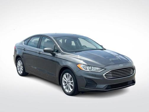 MAGNETIC METALLIC 2020 Ford Fusion SE