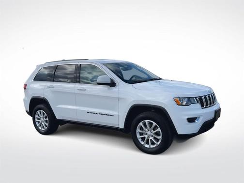 2022 Jeep Grand Cherokee Laredo