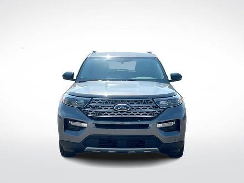 Carbonized Gray Metallic 2024 Ford Explorer Limited
