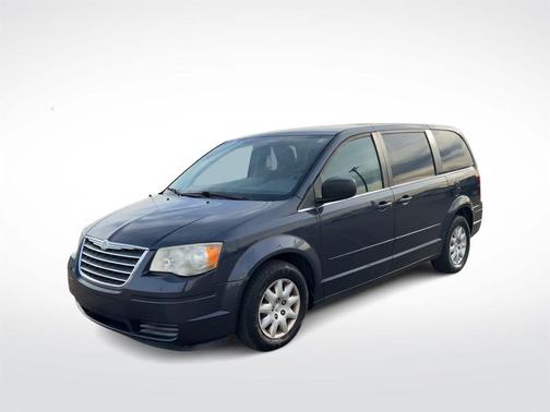 2009 Chrysler Town & Country LX