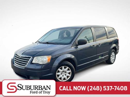 2009 Chrysler Town & Country LX
