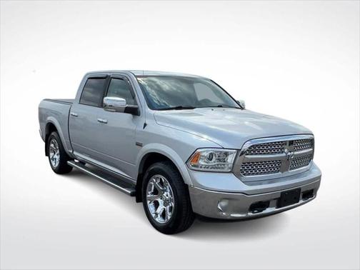 2015 RAM 1500 Laramie