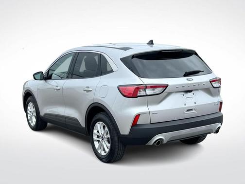 INGOT SILVER METALLIC 2020 Ford Escape SE