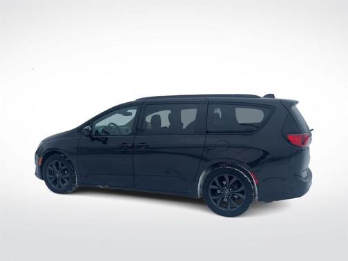 2019 Chrysler Pacifica Touring-L Plus