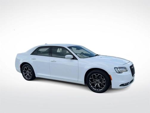 2016 Chrysler 300 S