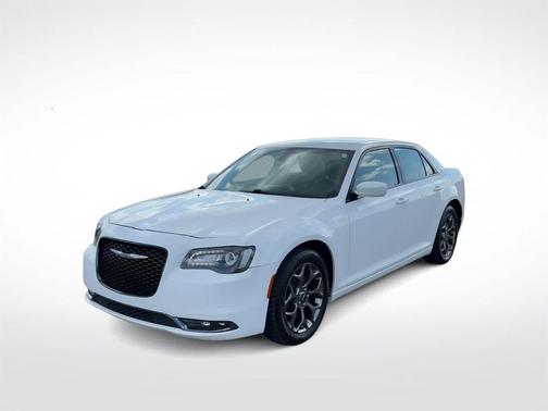 2016 Chrysler 300 S