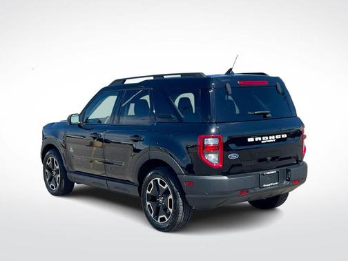 SHADOW BLACK 2021 Ford Bronco Sport Outer Banks