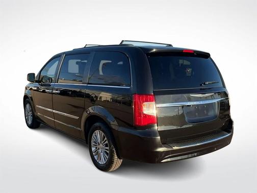 2015 Chrysler Town & Country Touring-L