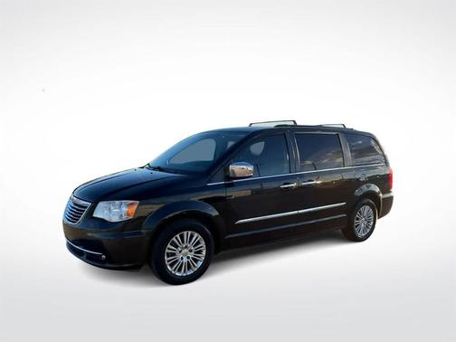 2015 Chrysler Town & Country Touring-L