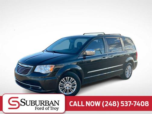 2015 Chrysler Town & Country Touring-L