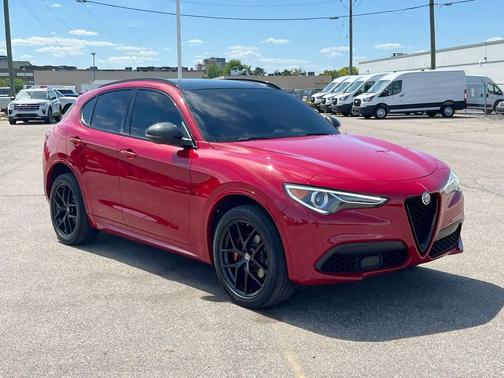 Alfa Rosso 2020 Alfa Romeo Stelvio Sport