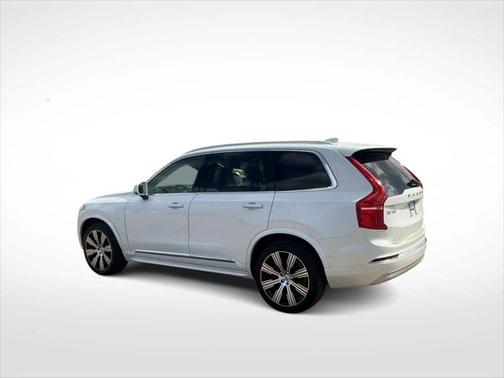 2022 Volvo XC90 T6 Inscription