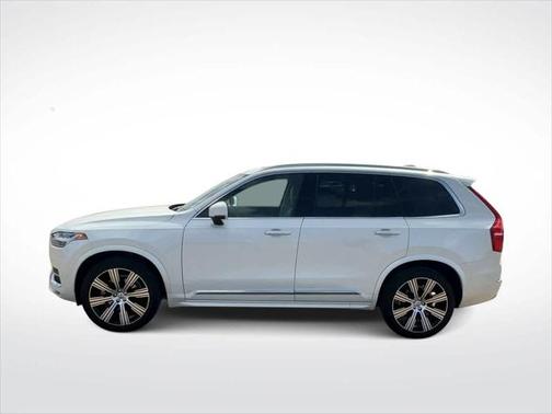 2022 Volvo XC90 T6 Inscription