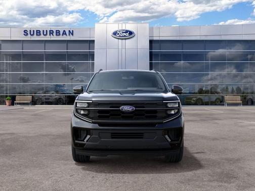 Agate Black Metallic 2027 Ford Expedition Active